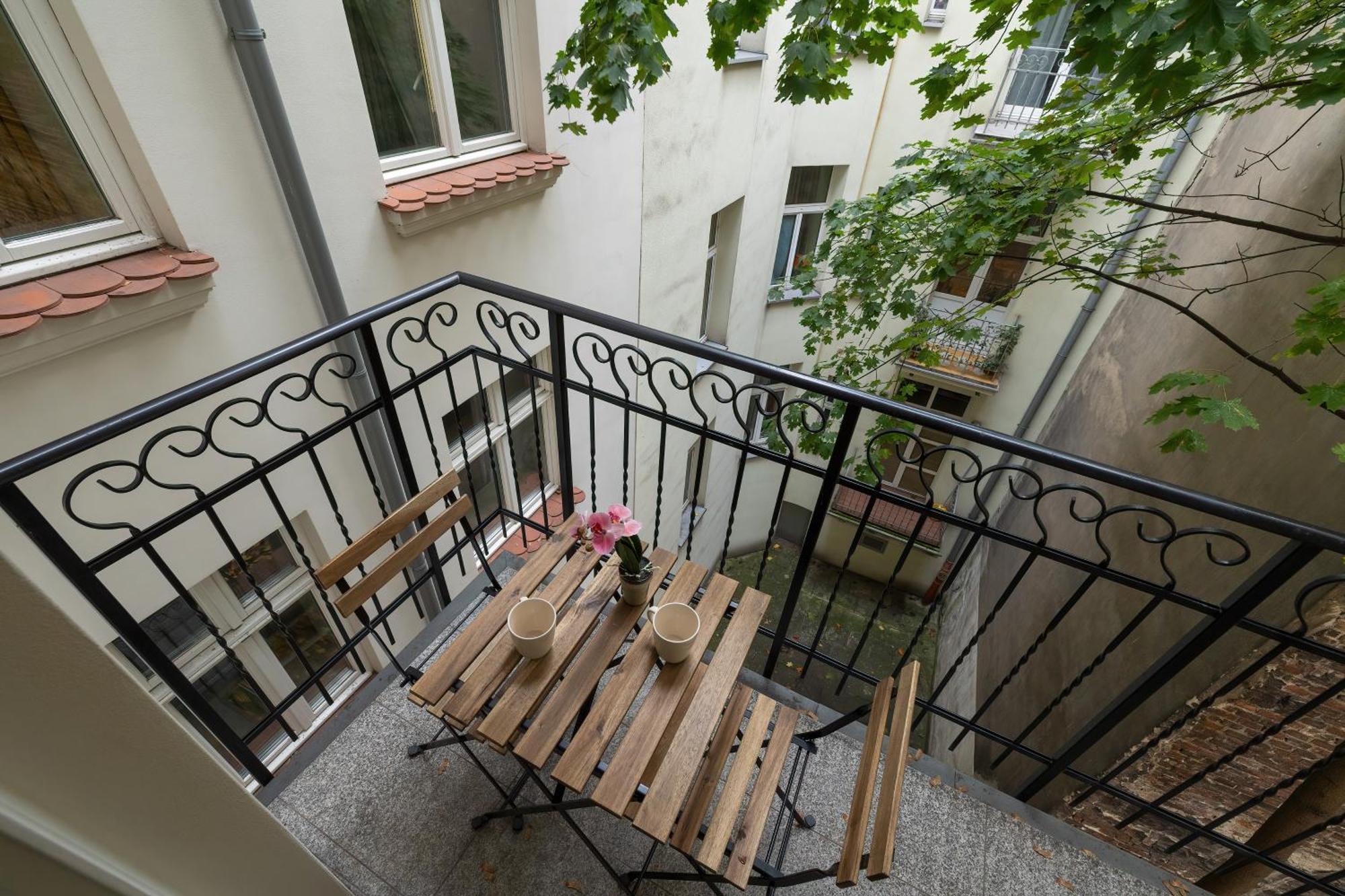 Modern & Comfy Apartment Rakowicka 6 Cracow By Renters คราคูฟ ภายนอก รูปภาพ